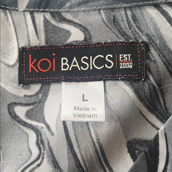 Print Scrub Top - Picture 2 of 3